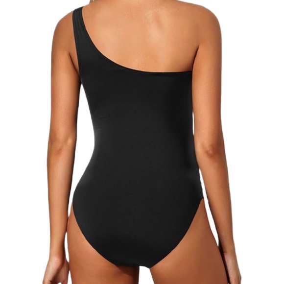 NWT/ Yonique One Piece Swimsuit/ SIZE: LARGE - Picture 6 of 16